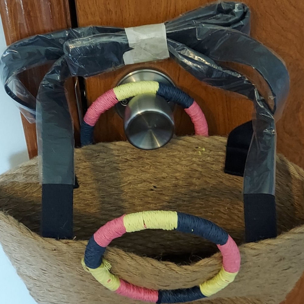 GAP Purse - Picture 3 of 6